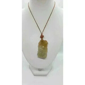 Vintage Jade Hand Carved necklace Pendant Necklace Peacock Beauty Luck Symbol